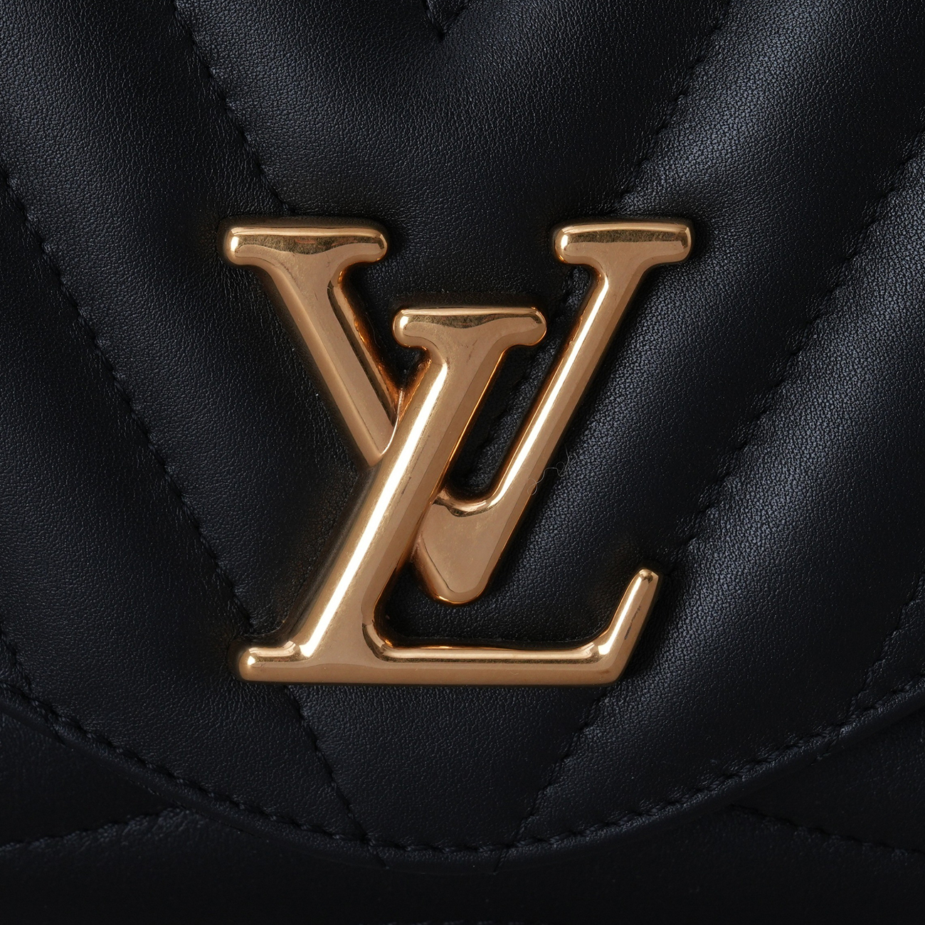 LOUIS VUITTON(USED)루이비통 M58552 뉴웨이브 체인 숄더백